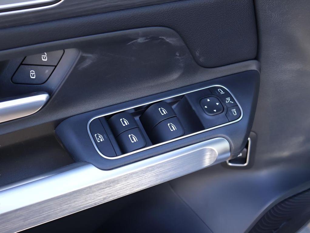 new 2026 Mercedes-Benz GLB 250 car, priced at $54,720