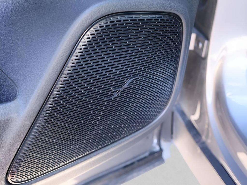 new 2026 Mercedes-Benz GLB 250 car, priced at $54,720