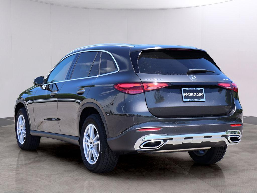 new 2026 Mercedes-Benz GLC 300 car, priced at $61,030