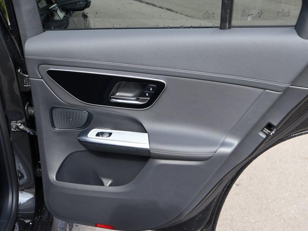 new 2026 Mercedes-Benz GLC 300 car, priced at $61,905