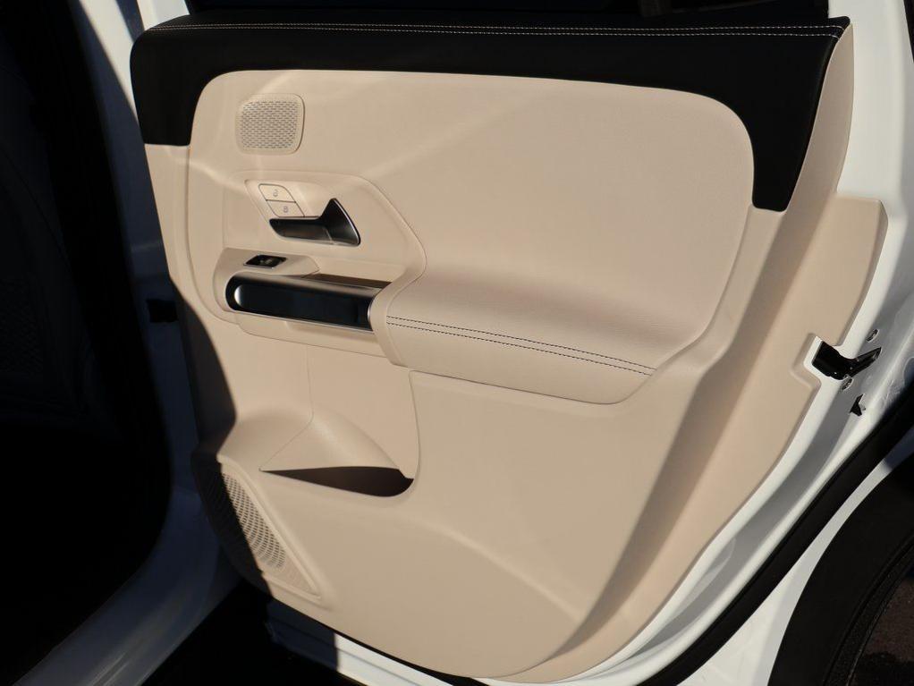 new 2026 Mercedes-Benz GLB 250 car, priced at $52,660