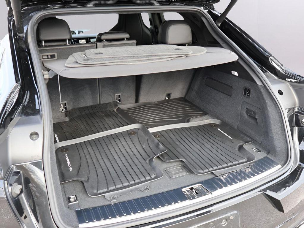 used 2023 Porsche Cayenne car, priced at $128,777