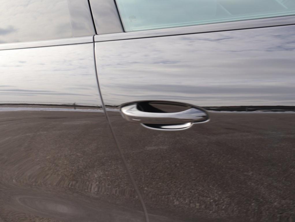 used 2023 Porsche Cayenne car, priced at $132,777