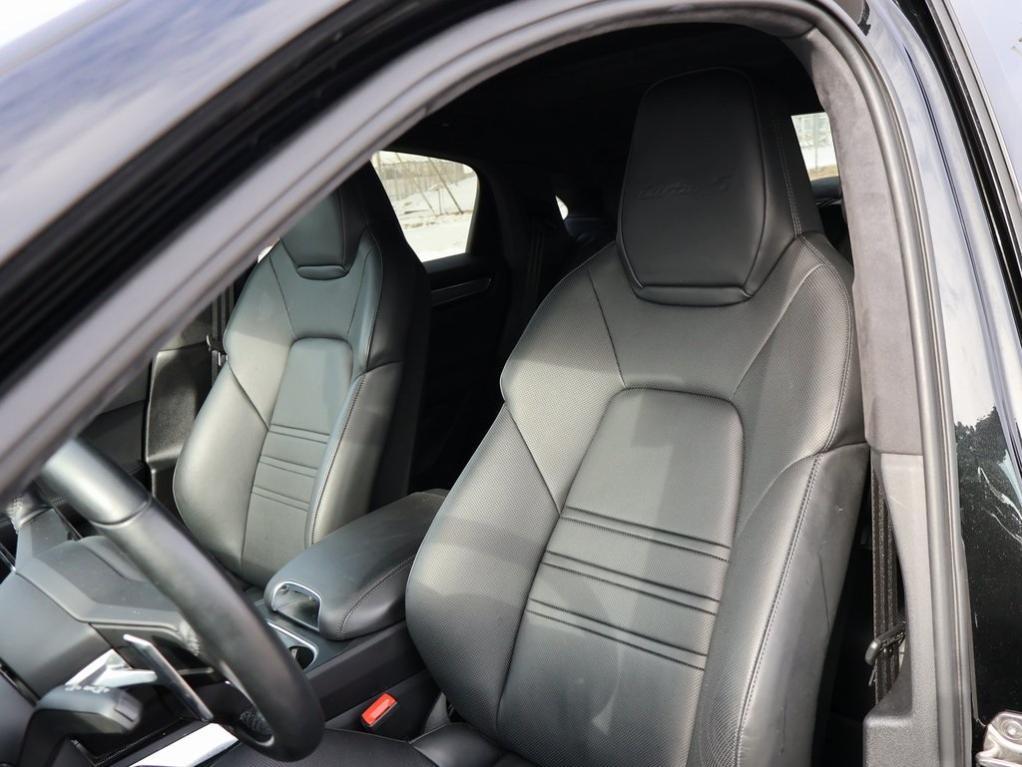 used 2023 Porsche Cayenne car, priced at $133,977