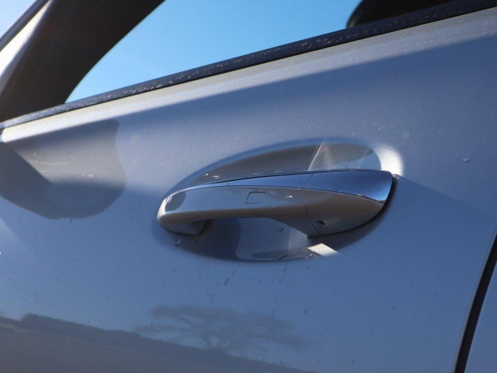 new 2026 Mercedes-Benz GLE 450 car, priced at $87,765