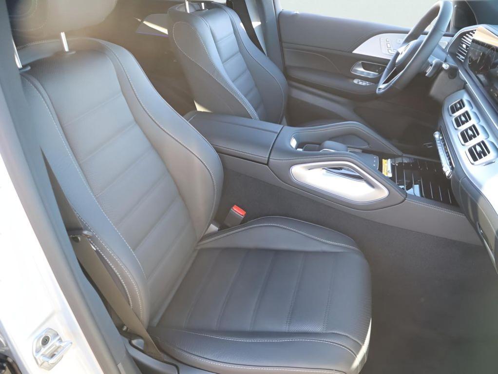 new 2026 Mercedes-Benz GLE 450 car, priced at $87,765