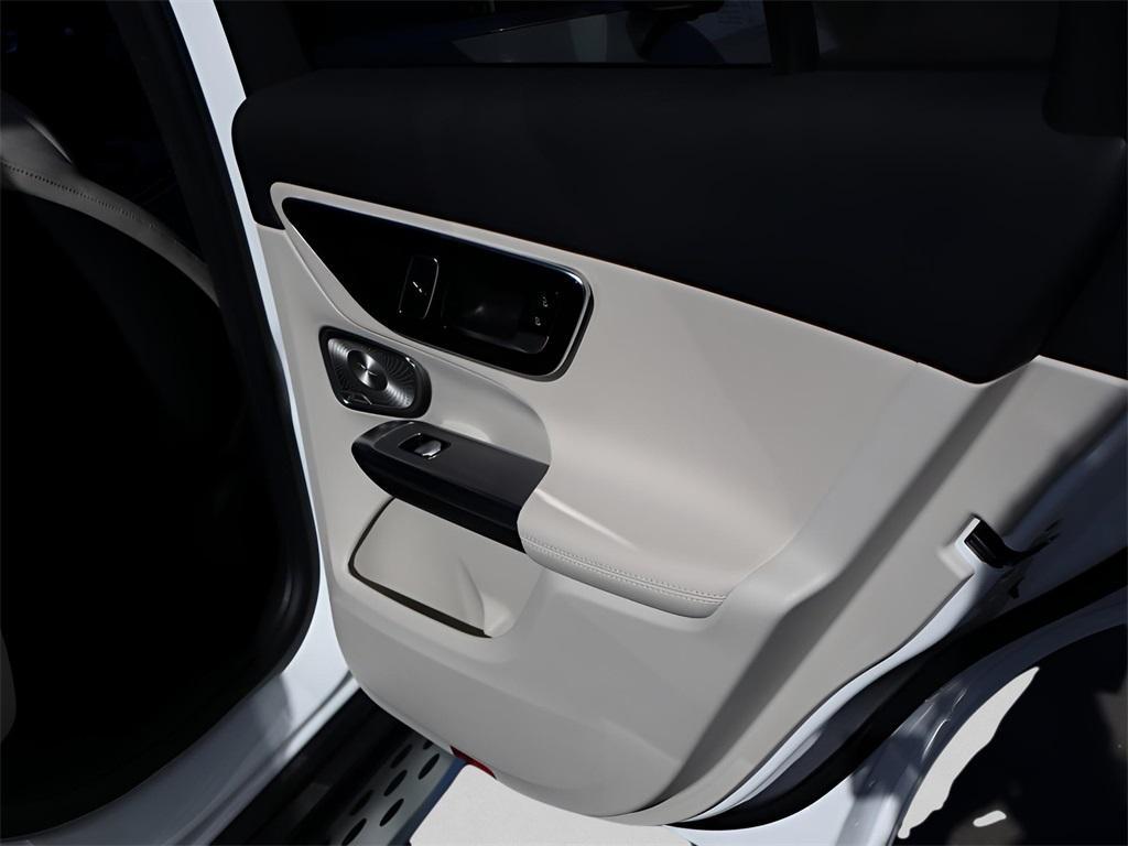 new 2025 Mercedes-Benz GLC 350e car, priced at $67,900