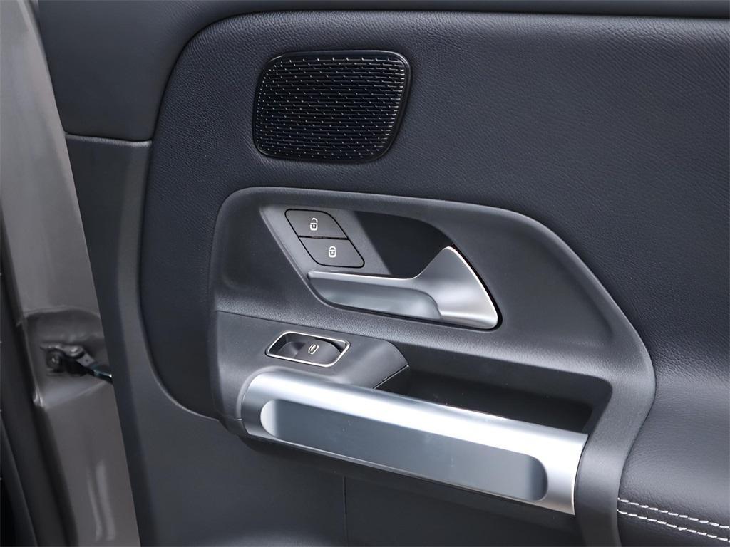 new 2026 Mercedes-Benz GLB 250 car, priced at $50,675