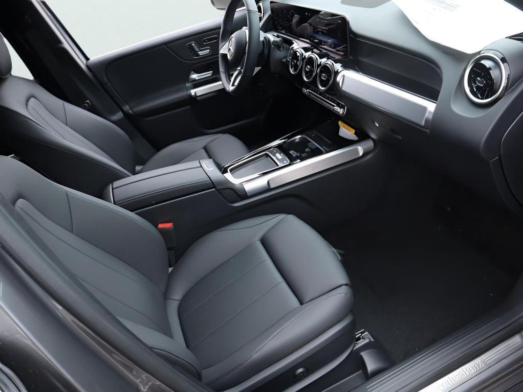 new 2026 Mercedes-Benz GLB 250 car, priced at $50,675