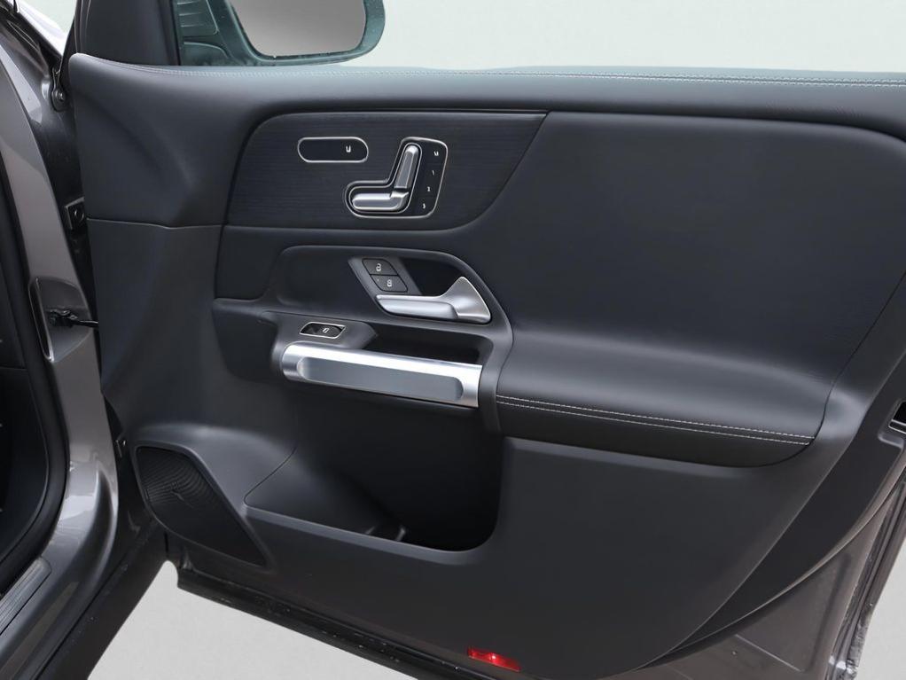 new 2026 Mercedes-Benz GLB 250 car, priced at $50,675