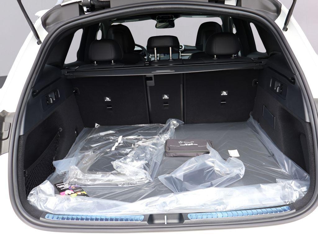 new 2026 Mercedes-Benz GLC 300 car, priced at $60,685