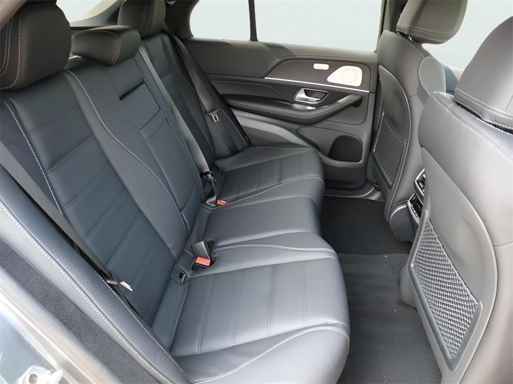 new 2026 Mercedes-Benz GLE 450 car, priced at $86,295