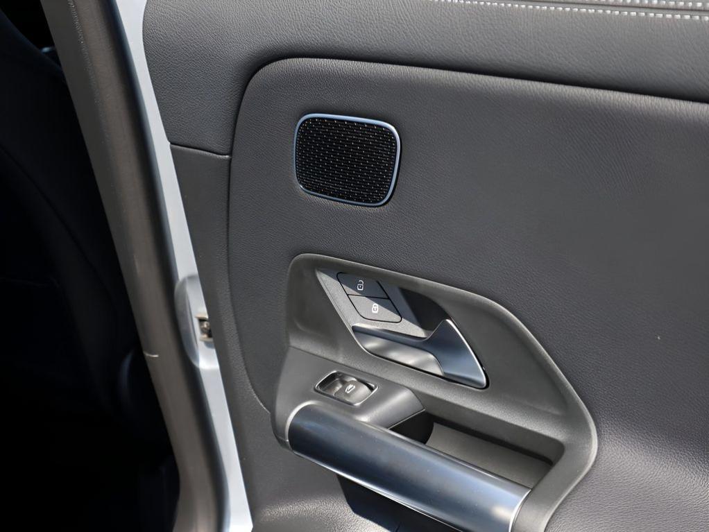 new 2026 Mercedes-Benz GLA 250 car, priced at $51,915