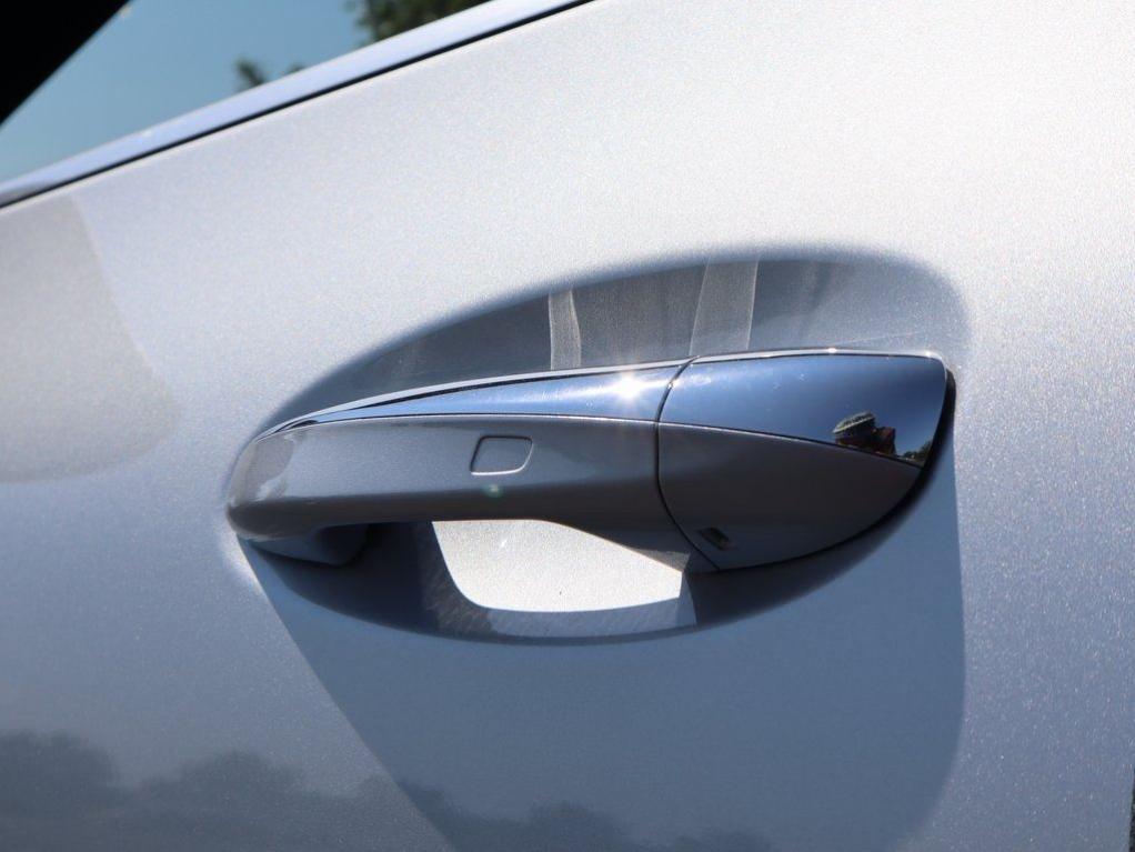 new 2026 Mercedes-Benz GLA 250 car, priced at $51,915