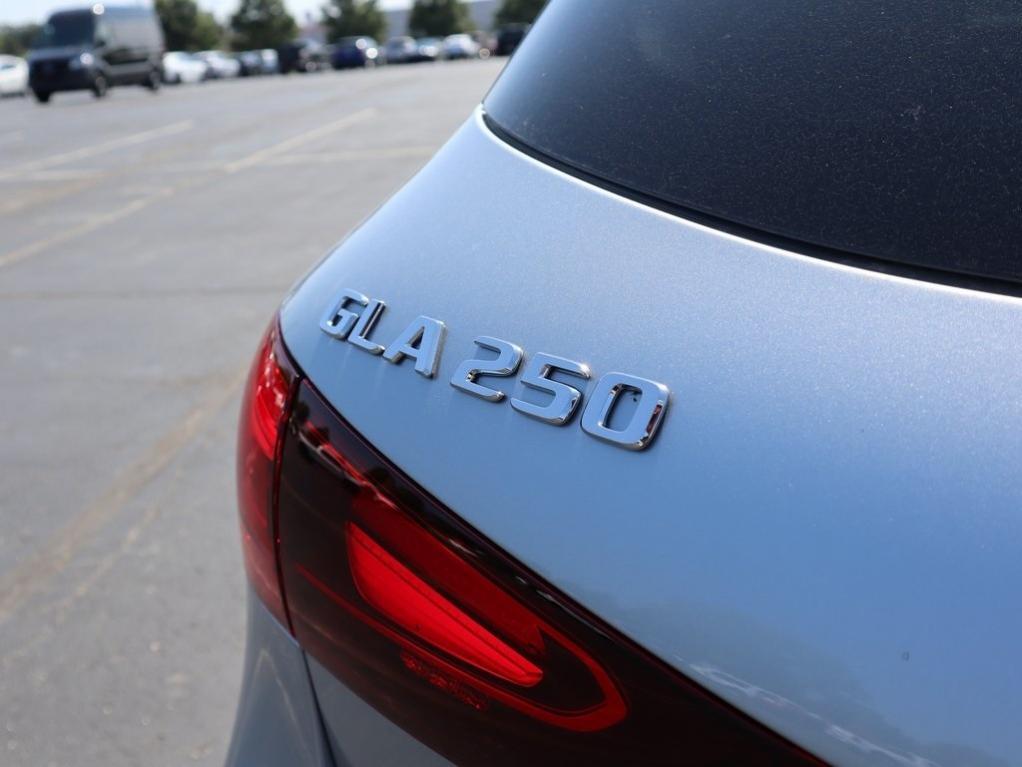 new 2026 Mercedes-Benz GLA 250 car, priced at $51,915