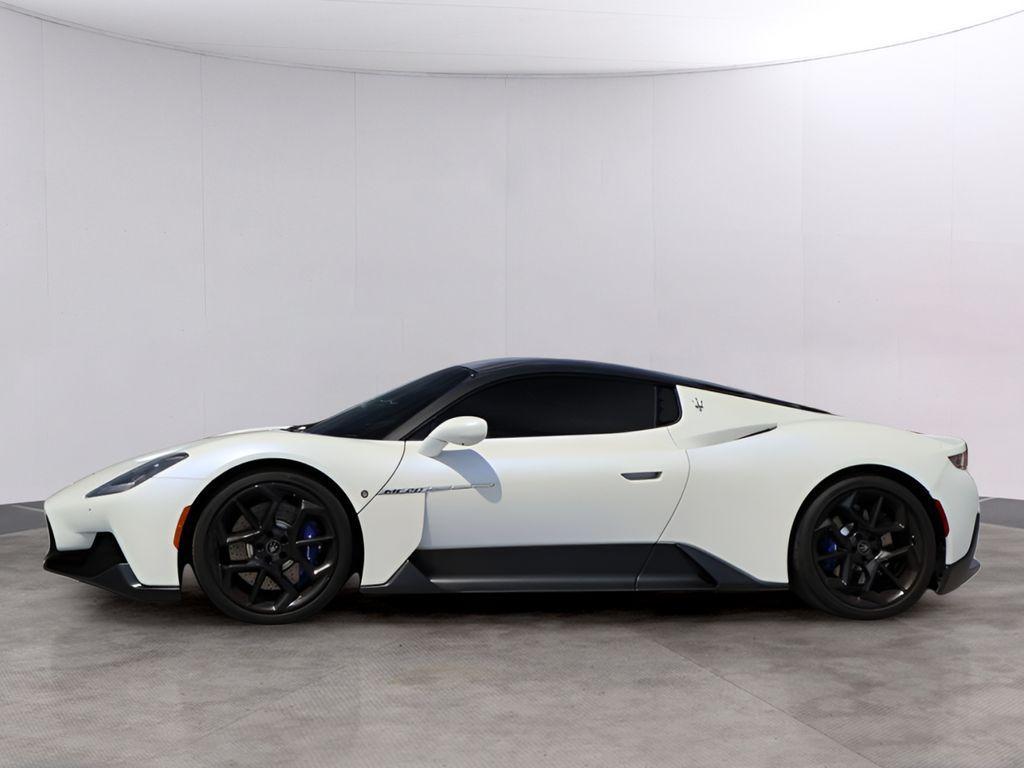 used 2022 Maserati MC20 car, priced at $185,977