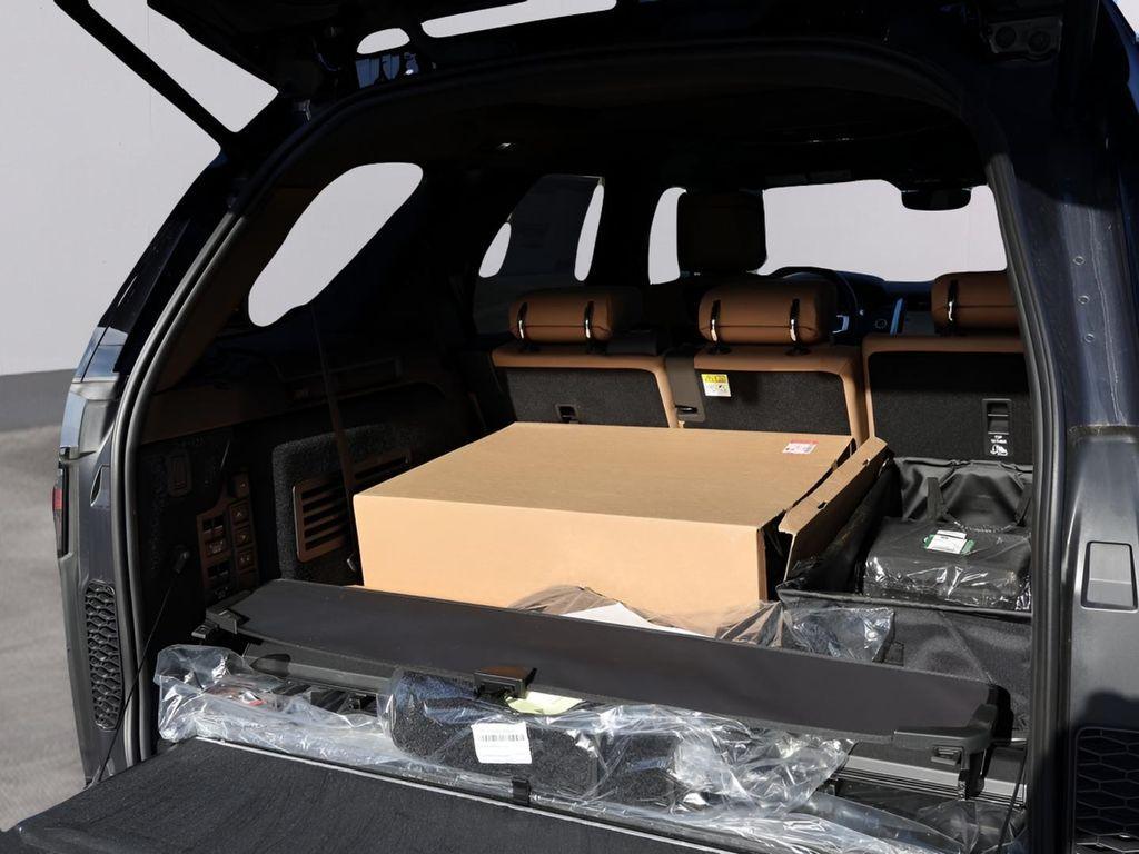 new 2026 Land Rover Discovery car, priced at $81,350