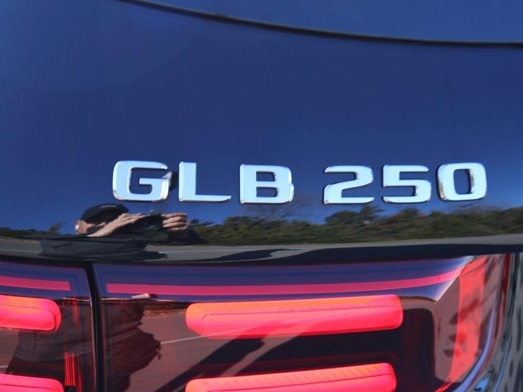 new 2026 Mercedes-Benz GLB 250 car, priced at $53,685