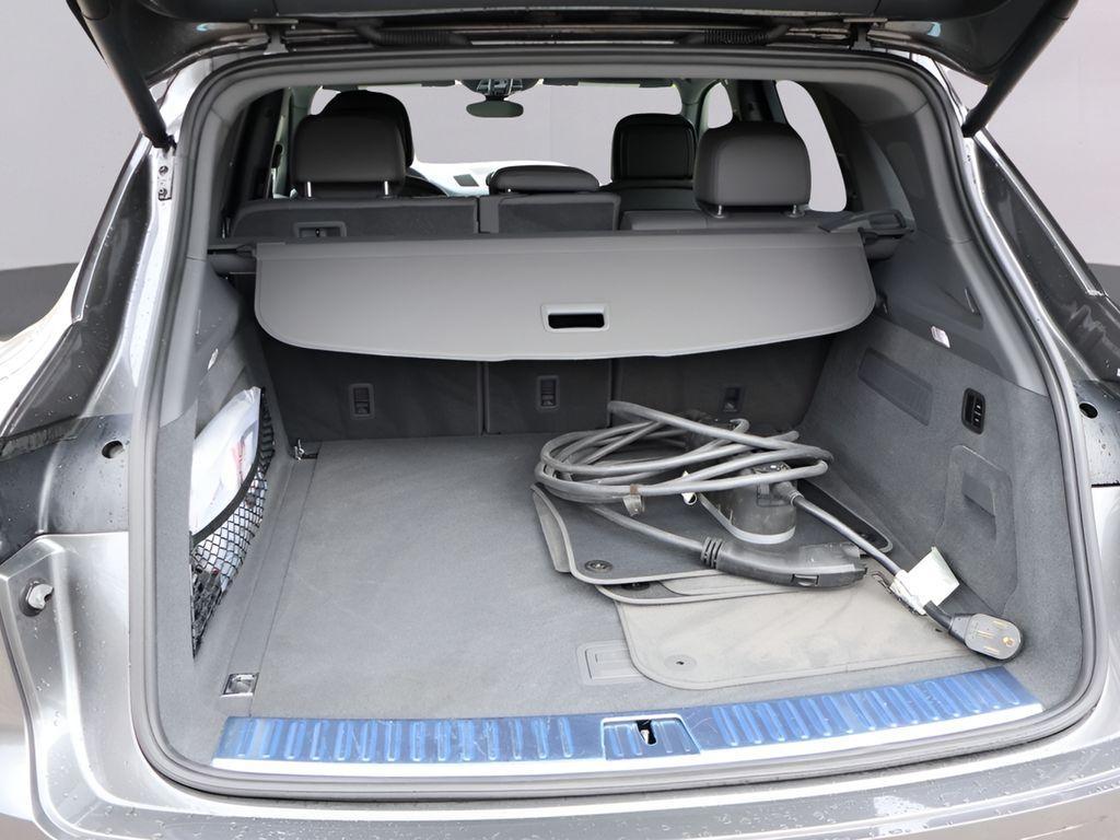 used 2023 Porsche Cayenne car, priced at $81,477