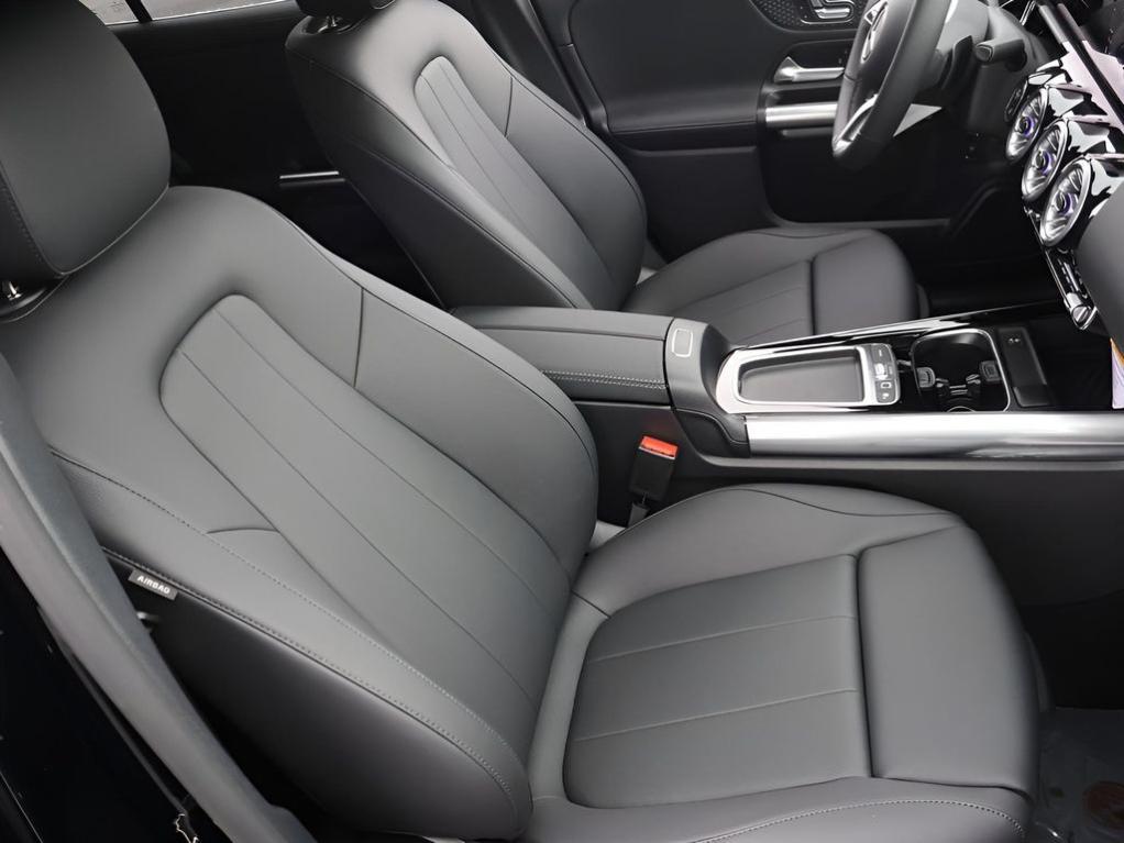 used 2025 Mercedes-Benz GLA 250 car, priced at $39,616