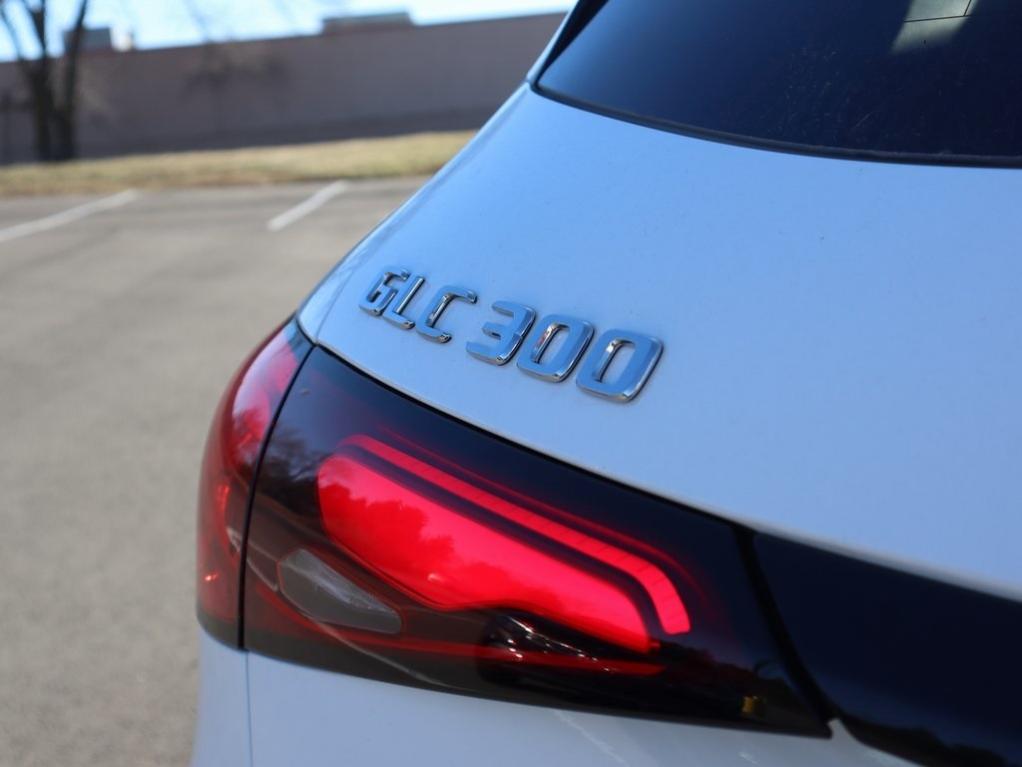 new 2026 Mercedes-Benz GLC 300 car, priced at $57,985
