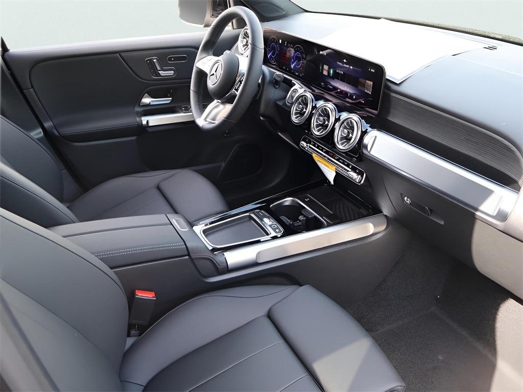 new 2025 Mercedes-Benz EQB 350 car, priced at $66,320