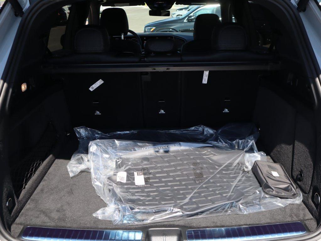 new 2026 Mercedes-Benz GLE 450 car, priced at $84,275