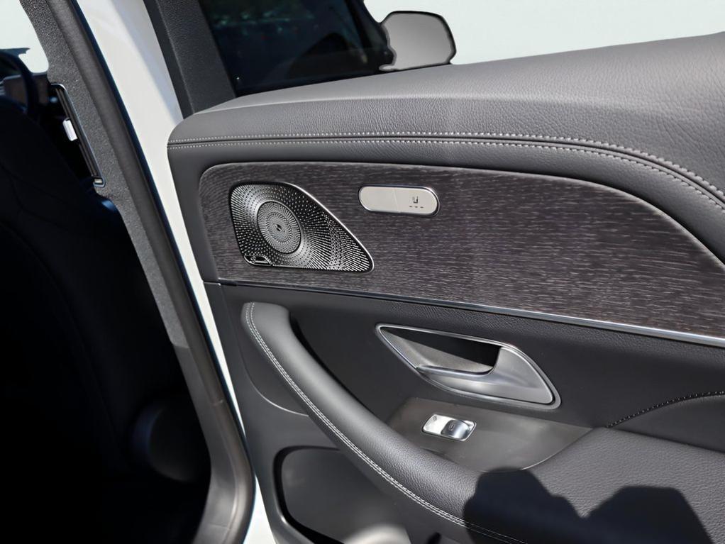 new 2026 Mercedes-Benz GLE 450 car, priced at $84,275