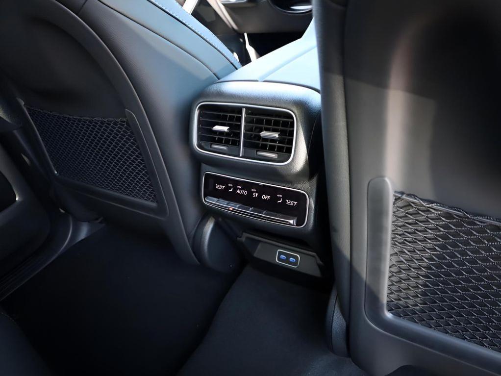 new 2026 Mercedes-Benz GLE 450 car, priced at $84,275