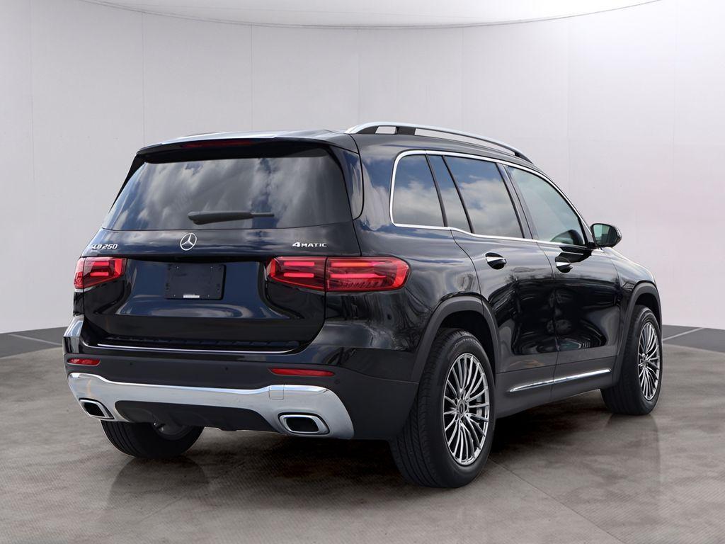 used 2025 Mercedes-Benz GLB 250 car, priced at $44,282