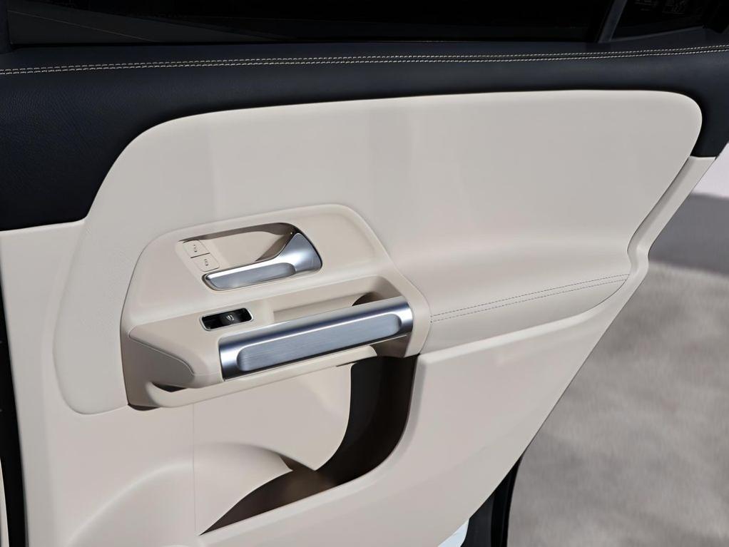 new 2026 Mercedes-Benz GLB 250 car, priced at $53,410