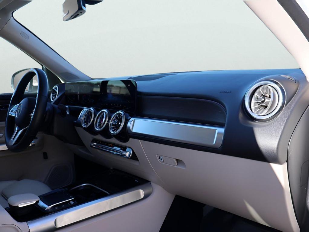 new 2026 Mercedes-Benz GLB 250 car, priced at $53,410