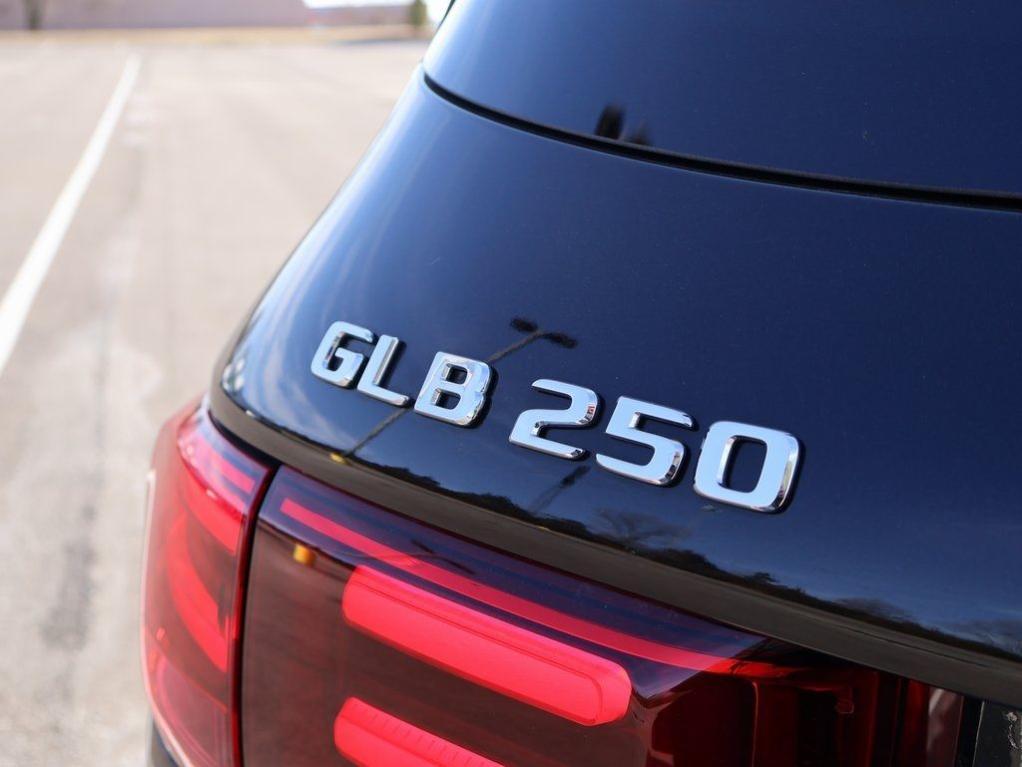 new 2026 Mercedes-Benz GLB 250 car, priced at $56,795