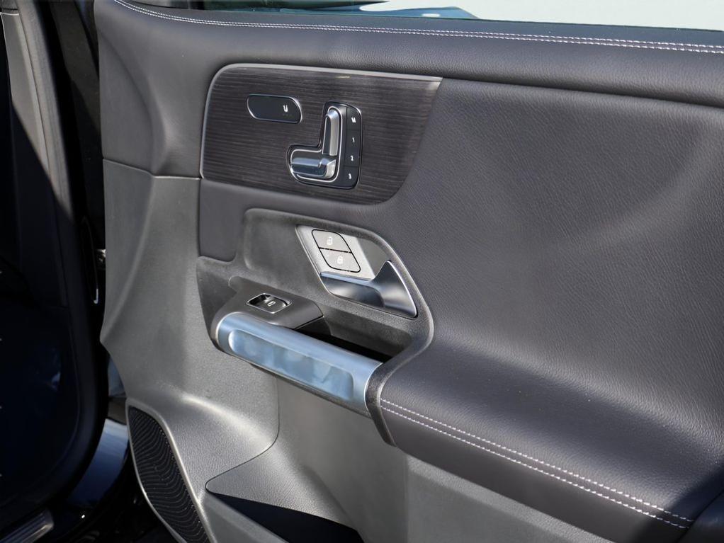 new 2026 Mercedes-Benz GLB 250 car, priced at $56,795