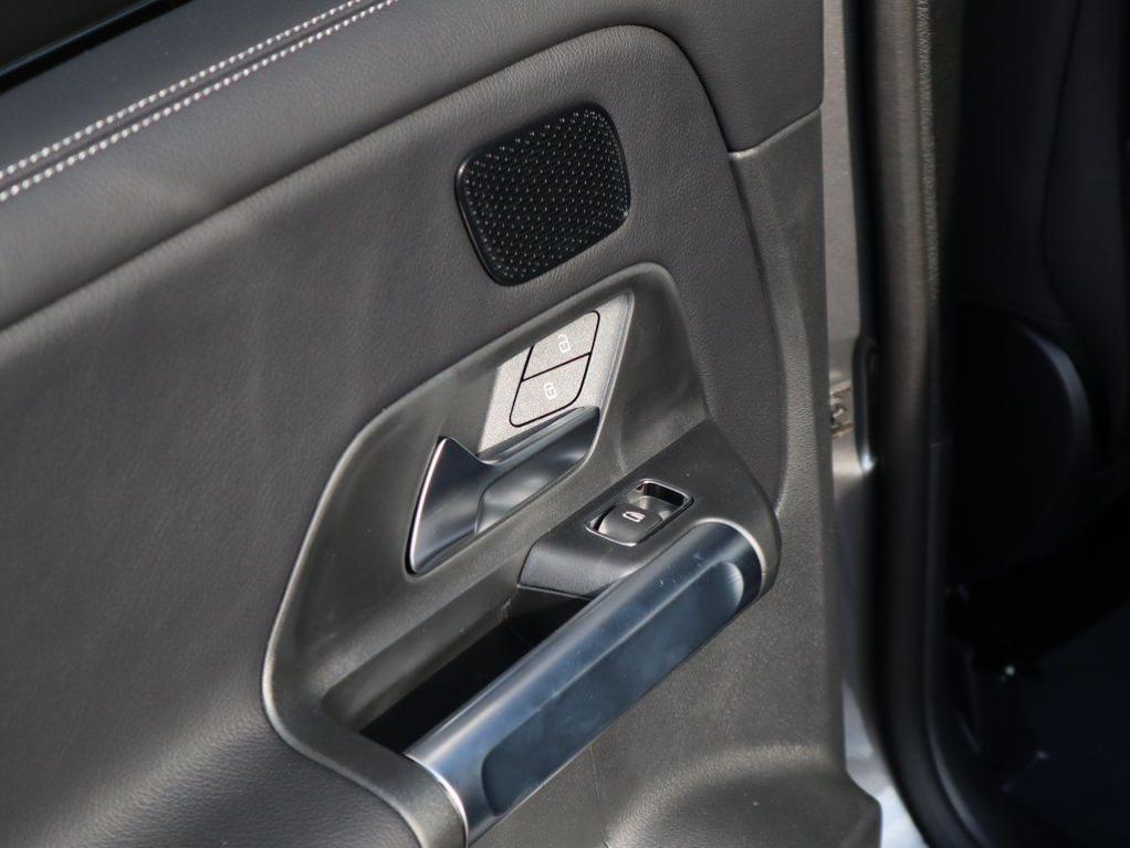 new 2026 Mercedes-Benz GLB 250 car, priced at $54,445