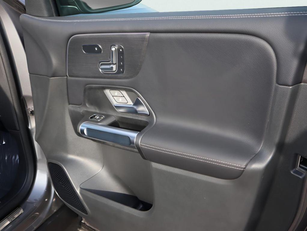 new 2026 Mercedes-Benz GLB 250 car, priced at $54,445