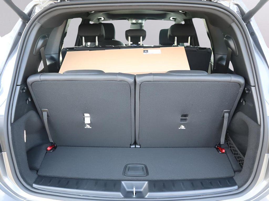 new 2026 Mercedes-Benz GLB 250 car, priced at $54,445