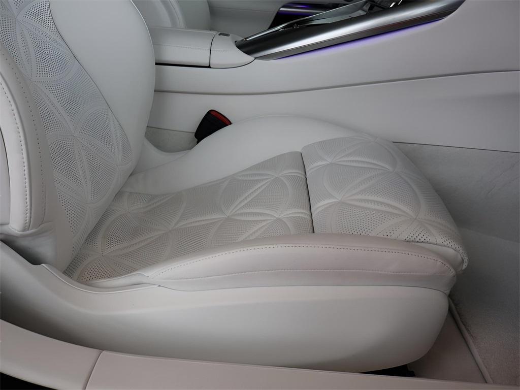 new 2026 Mercedes-Benz Maybach SL 680 Monogram Series car, priced at $239,185