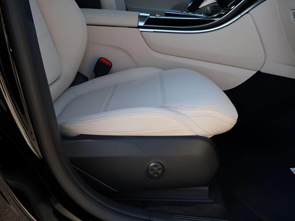 new 2026 Mercedes-Benz GLC 300 car, priced at $58,320