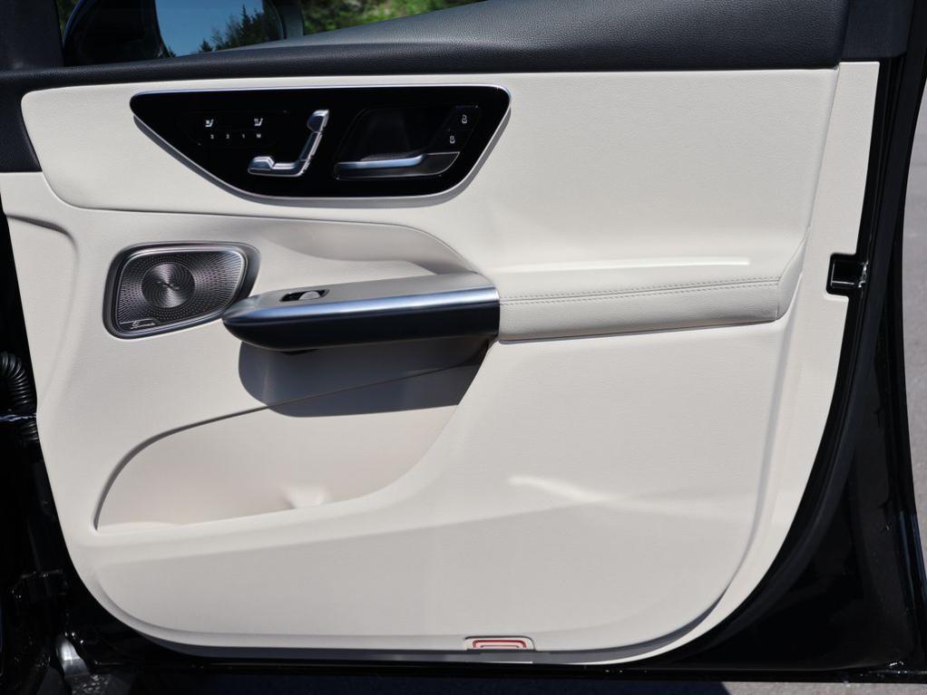 new 2026 Mercedes-Benz GLC 300 car, priced at $58,320