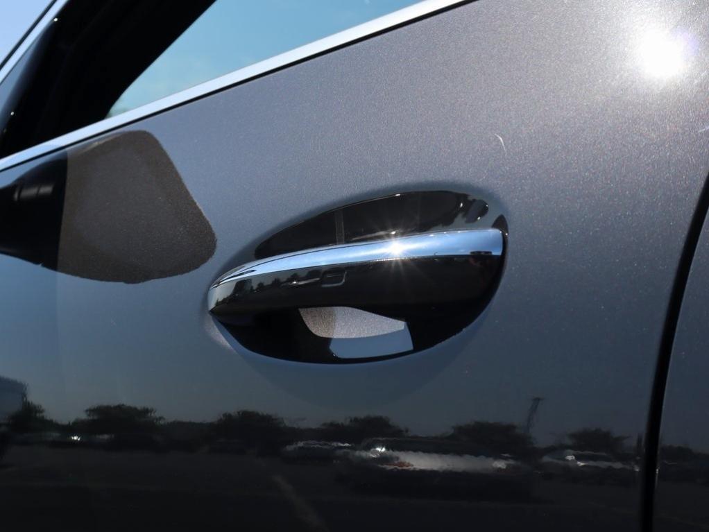 new 2025 Mercedes-Benz GLC 350e car, priced at $69,100