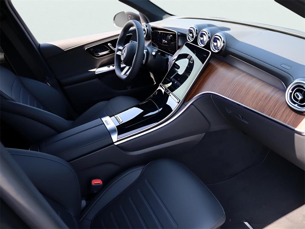 new 2025 Mercedes-Benz GLC 350e car, priced at $69,100