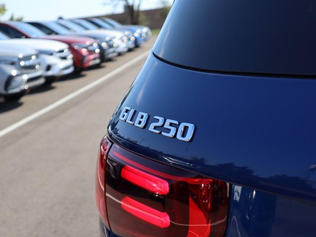 new 2026 Mercedes-Benz GLB 250 car, priced at $57,880