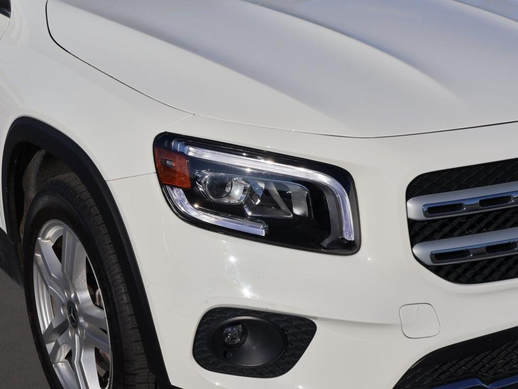 used 2022 Mercedes-Benz GLB 250 car, priced at $31,368