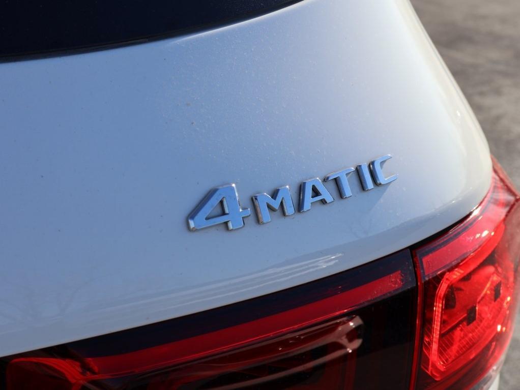 used 2022 Mercedes-Benz GLB 250 car, priced at $31,368