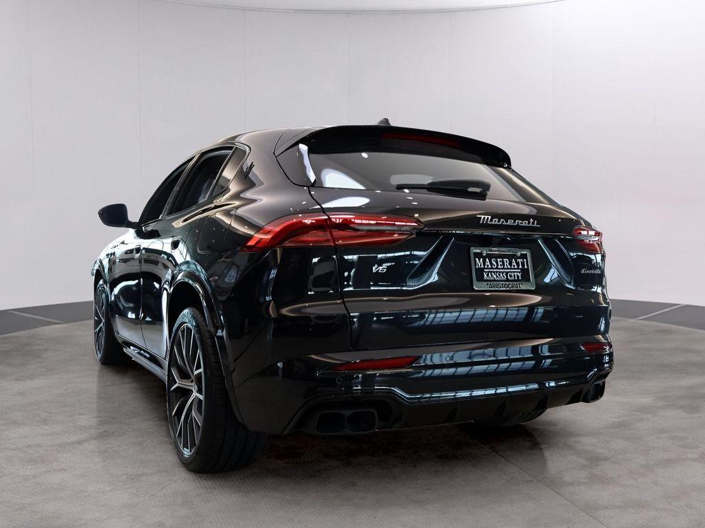 new 2026 Maserati Grecale car, priced at $96,295