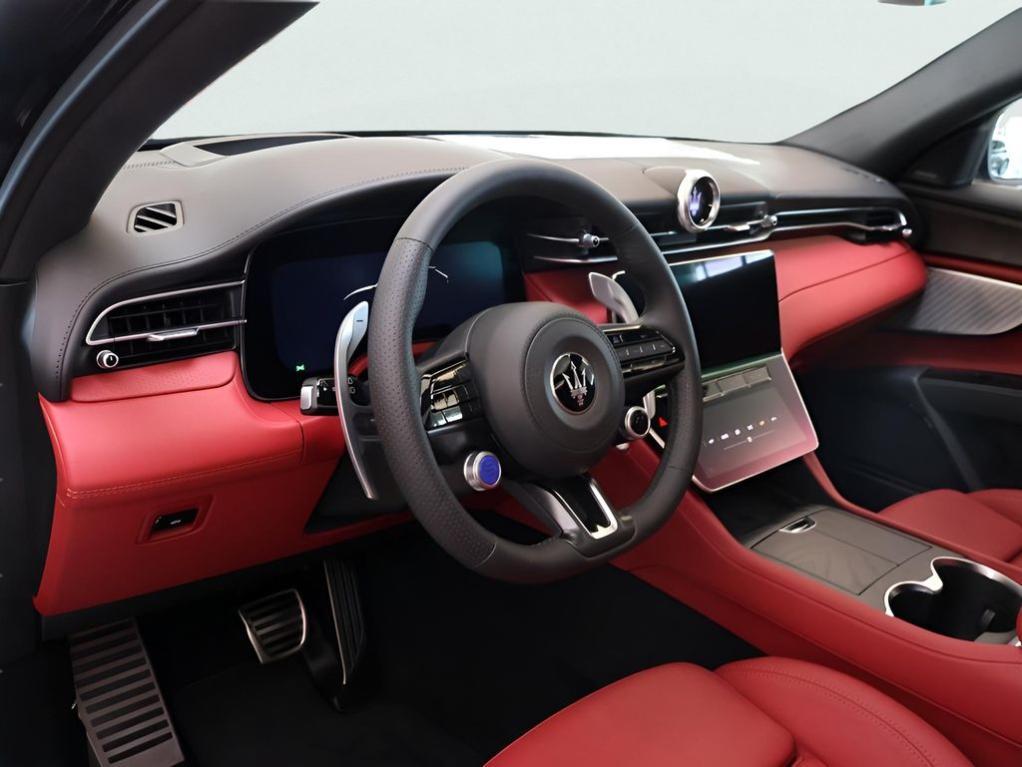 new 2026 Maserati Grecale car, priced at $96,295