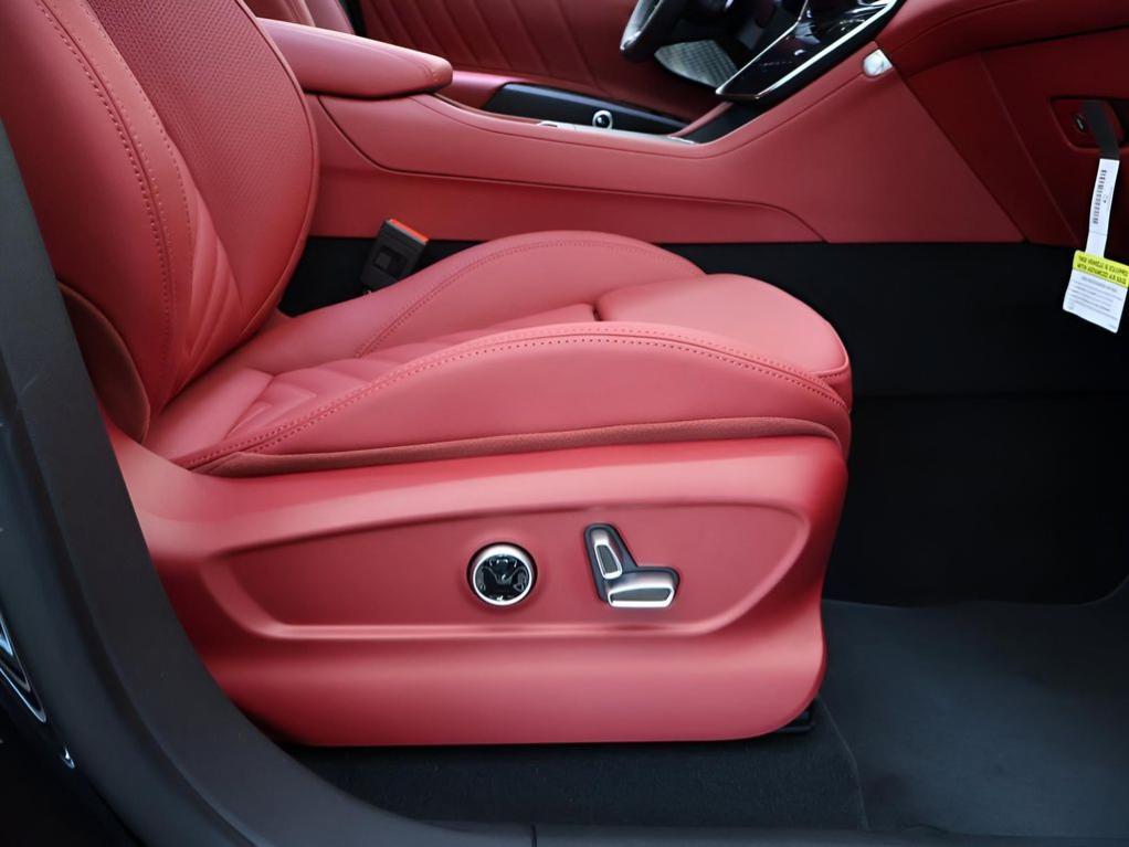 new 2026 Maserati Grecale car, priced at $96,295