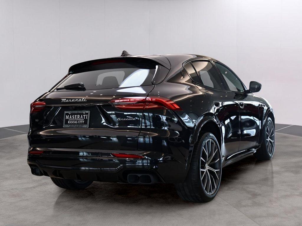 new 2026 Maserati Grecale car, priced at $96,295