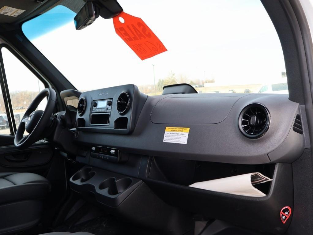 new 2025 Mercedes-Benz Sprinter 2500 car, priced at $65,708